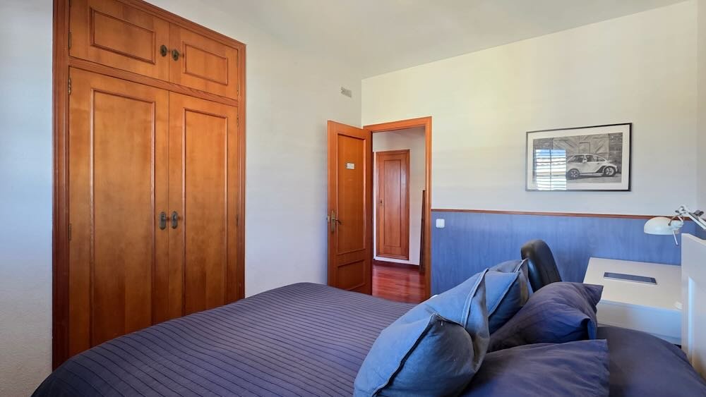 Property 2458 - Image 38